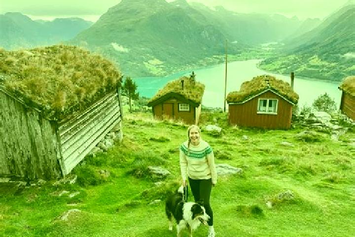Luna, 26 — Escort in Batnfjordsora, Norway