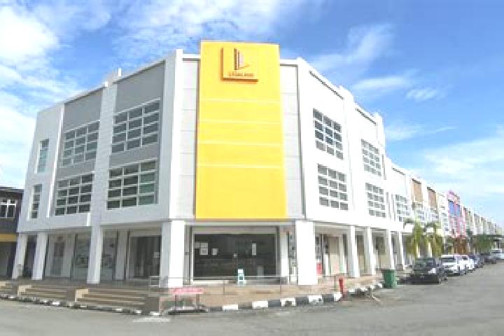 Luna, 26 — Escort in Kampung Ayer Keroh, Malaysia