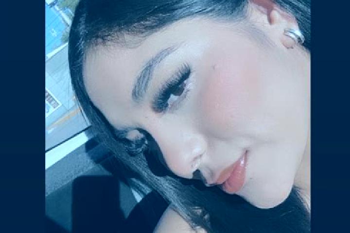 Luna, 26 — Escort in Monts, France