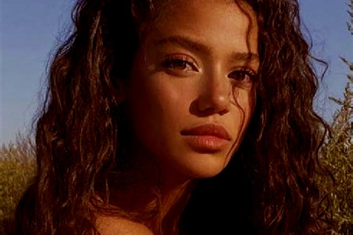 Luna, 27, a black blue-eyed latina companion based in Selimpasa. Offering Overnight, OWO, Girlfriend Experience, GFE, Fetish. Available for incall and outcal...