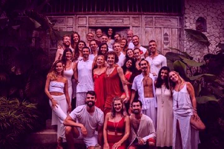 Luna, 27, a brunette grey-eyed mediterranean companion based in Larache. Offering Domination, Tantra, Massage, Girlfriend Experience, CIM. Available for inca...
