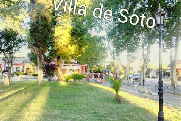 Luna, 27 — Escort in Villa de Soto, Argentina