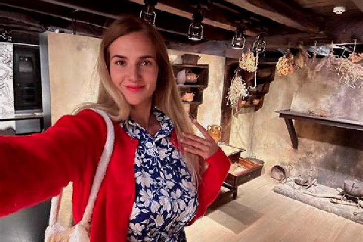 Luna, 27 — Escort in Zugarramurdi, Spain