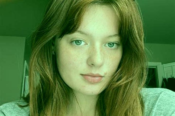 Luna, 28, a auburn grey-eyed caucasian companion based in Prophetstown. Offering GFE, CIM, Girlfriend Experience. Available for incall and outcall, overnight...