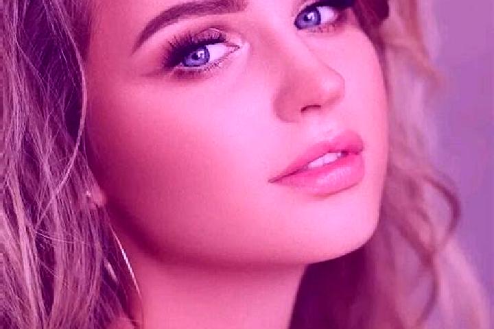 Luna, 28, a dark blonde blue-eyed asian companion based in Ihsueuej. Offering 69, Couples, A-Level. Available for incall and outcall, overnight bookings avai...