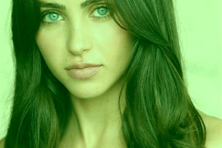 Luna, 29, a dark blonde brown-eyed ebony companion based in O Barco de Valdeorras. Offering Roleplay, Party Girl, Deep French Kissing, Duos. Available for in...