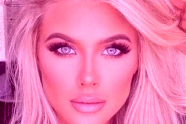 Luna, 29, a platinum blonde brown-eyed caucasian companion based in Erdotelek. Offering OWO, Overnight, Couples, Party Girl, Striptease. Available for incall...