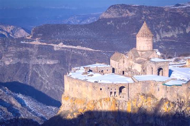 Luna, 29 — Escort in Musaler, Armenia