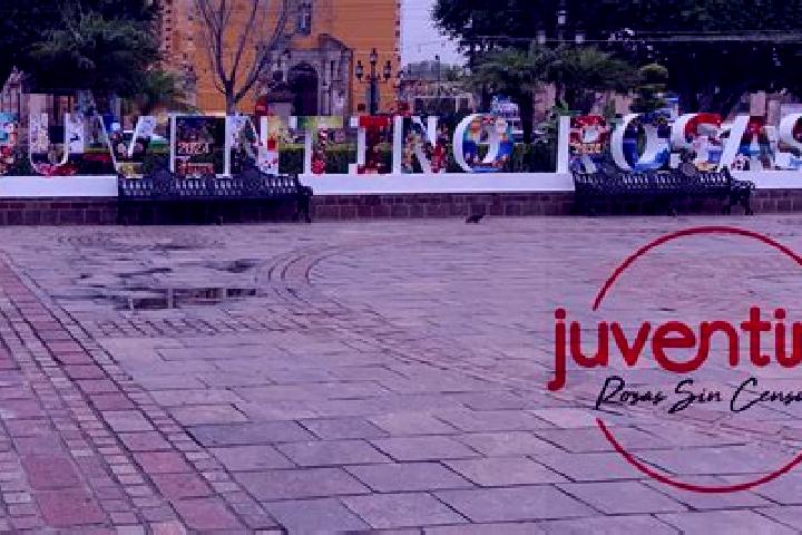 Luna, 29 — Escort in Santiago de Cuenda, Mexico