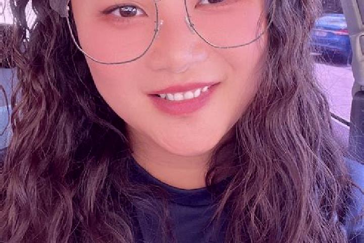 Luna, 29 — Escort in Zhiping Shezu, China