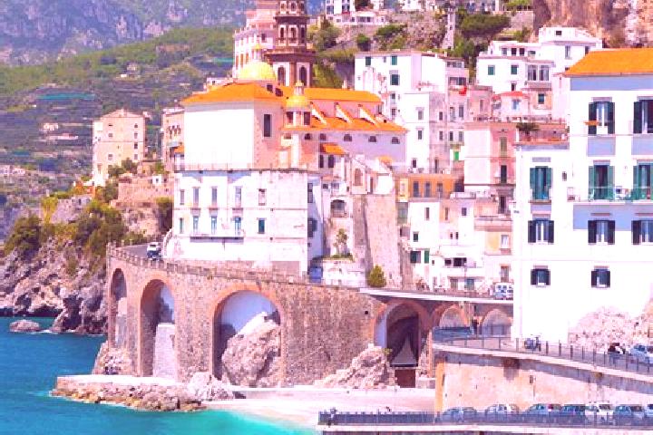 Luna, 30 — Escort in Badalucco, Italy
