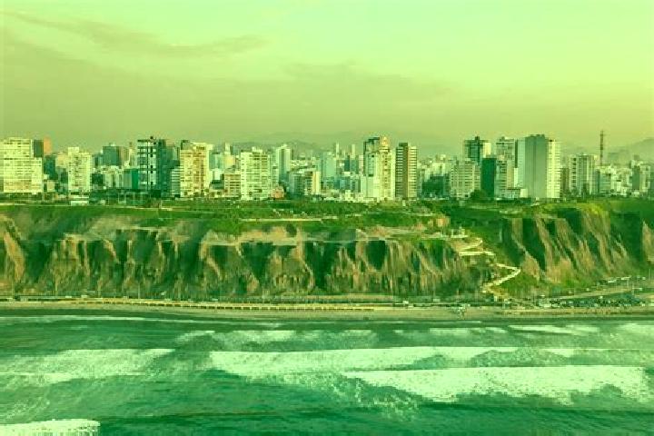 Luna, 30 — Escort in Poroto, Peru