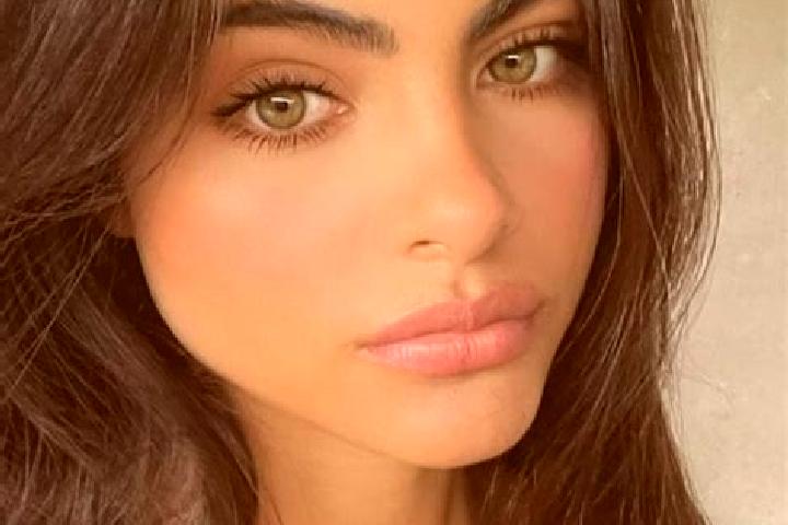Luna, 31, a black hazel-eyed middle eastern companion based in Niamiebo. Offering Girlfriend Experience, BDSM, Roleplay, Massage. Available for incall and ou...