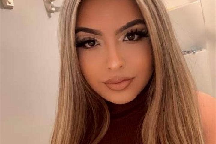 Luna, 31, a blonde amber-eyed latina companion based in Citerna. Offering Tantra, Striptease, Erotic Massage, Girlfriend Experience. Available for incall and...