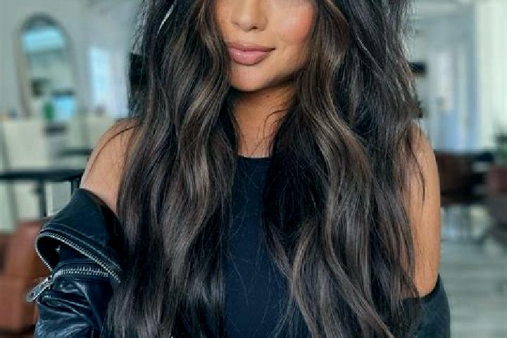 Luna, 31, a brunette dark-eyed asian companion based in Bebakoua. Offering GFE, OWO, Domination. Available for incall and outcall, day and evening dates.