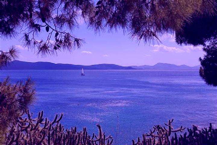 Luna, 31 — Escort in Kontakaiika, Greece