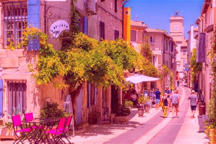 Luna, 31 — Escort in Saint-Remy-la-Varenne, France