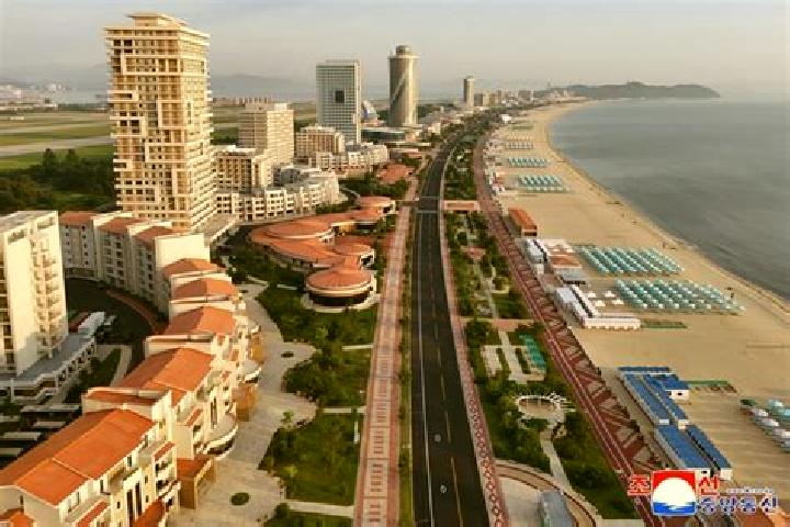 Luna, 31 — Escort in Wonsan, North Korea