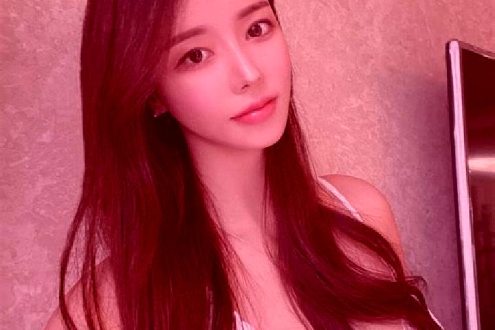 Luna, 32 — Escort in Qiulu, China