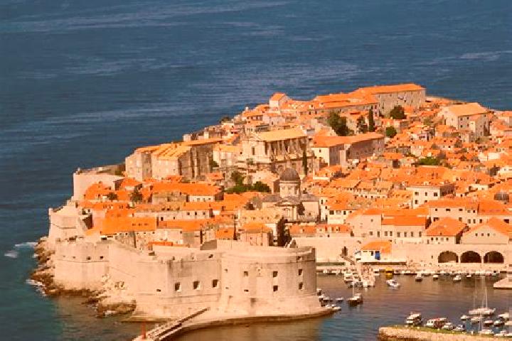 Luna, 32 — Escort in Vrhovine, Croatia