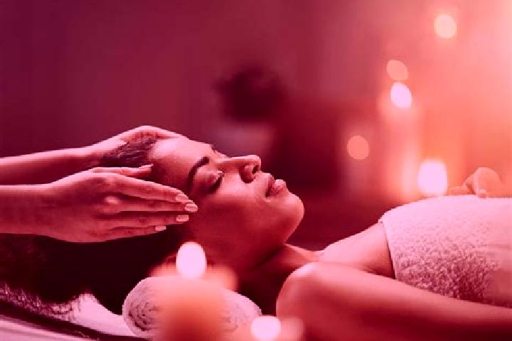 Luna, 33, a black brown-eyed european companion based in Boalo. Offering Duos, A-Level, Erotic Massage, Massage. Available for incall and outcall, day and ev...