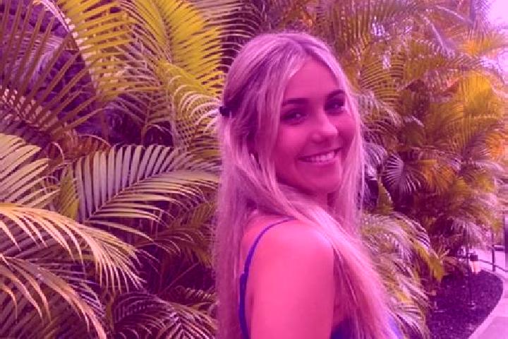 Luna, 33 — Escort in Borden, United States
