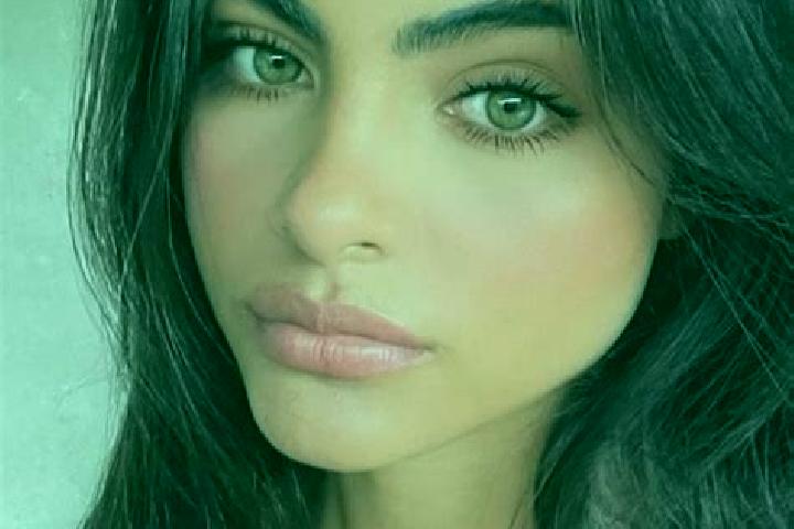 Luna, 34, a black hazel-eyed european companion based in Hani. Offering Erotic Massage, Party Girl, Fetish, Duos. Available for incall and outcall, day and e...