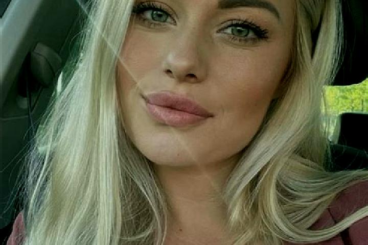 Luna, 34, a blonde hazel-eyed mediterranean companion based in Contai. Offering Travel Companion, Couples, Party Girl, 69. Available for incall and outcall, ...