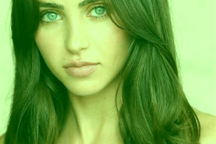 Luna, 35, a auburn brown-eyed mediterranean companion based in Lamanon. Offering Travel Companion, Overnight, Erotic Massage, Roleplay. Available for incall ...