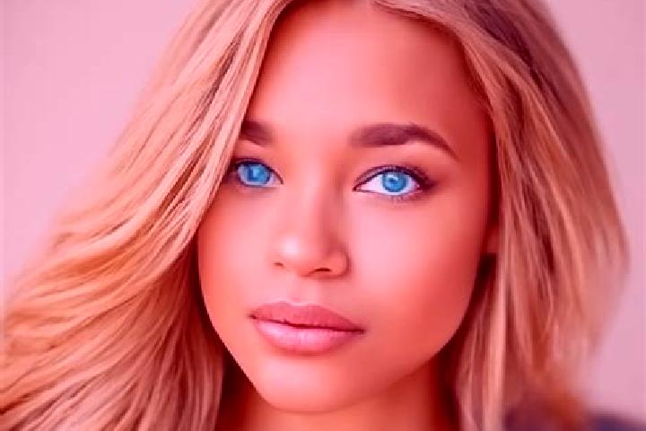 Luna, 35, a blonde blue-eyed latina companion based in Tarija. Offering Erotic Massage, Dinner Date, Roleplay. Available for incall and outcall, overnight bo...