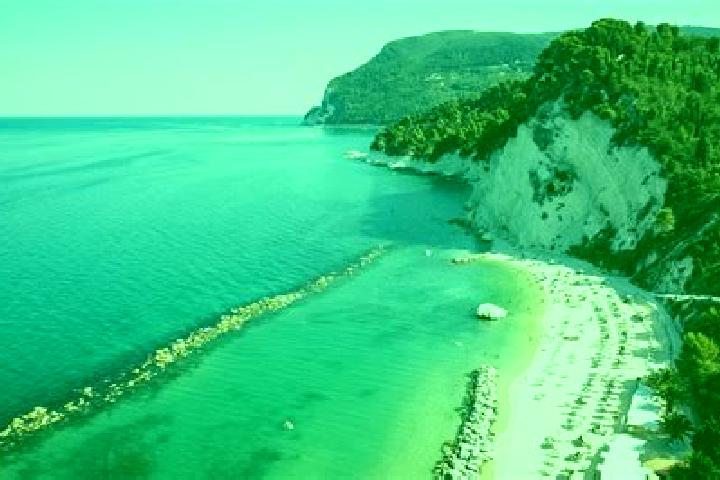 Luna, 35 — Escort in Marina di Altidona, Italy
