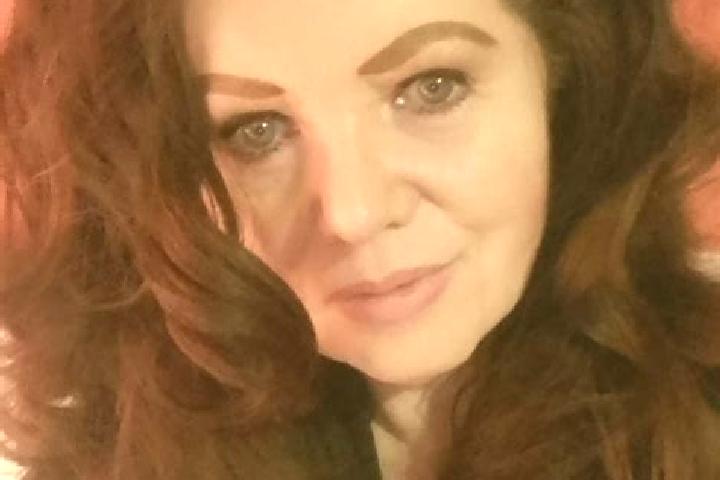 Luna, 35 — Escort in Peruc, Czech Republic