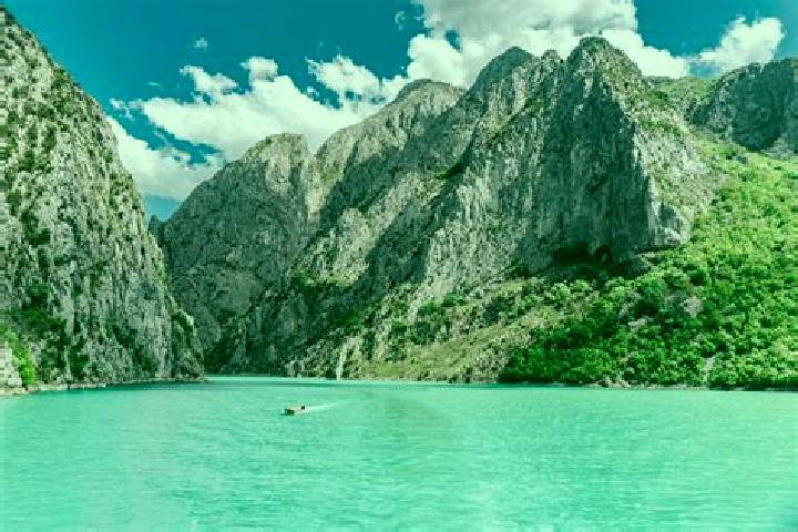 Luna, 35 — Escort in Voskopoje, Albania