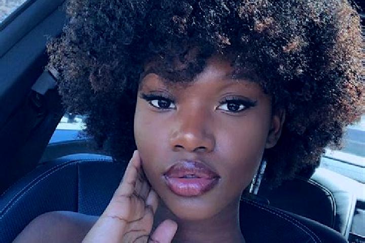 Luna, 36, a black brown-eyed ebony companion based in Manhasset. Offering Overnight, BDSM, GFE. Available for incall and outcall, day and evening dates.