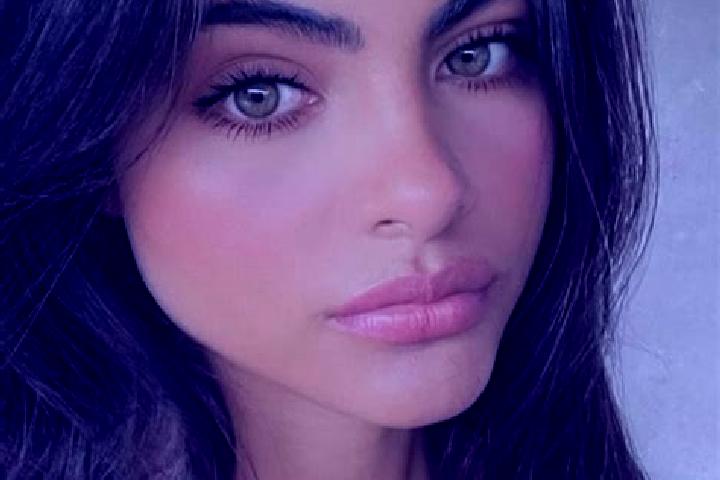 Luna, 36, a black hazel-eyed mediterranean companion based in Lloqan. Offering OWO, Fetish, Roleplay. Available for incall and outcall, overnight bookings av...