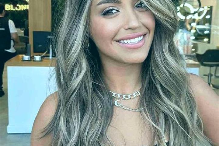 Luna, 36, a dark blonde amber-eyed caribbean companion based in Ballyhaunis. Offering Couples, Party Girl, Deep French Kissing. Available for incall and outc...