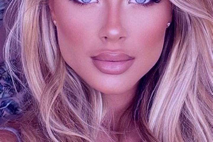 Luna, 37, a blonde blue-eyed latina companion based in Jystrup. Offering Travel Companion, 69, Fetish. Available for incall and outcall, day and evening dates.