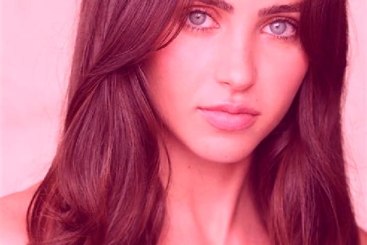 Luna, 37, a brunette brown-eyed latina companion based in Earle. Offering A-Level, BDSM, Girlfriend Experience. Available for incall and outcall, day and eve...