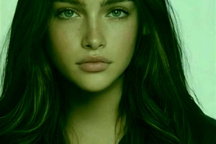Luna, 37, a brunette dark-eyed caucasian companion based in Parita. Offering Prostate Massage, GFE, Travel Companion, Tantra, Striptease. Available for incal...