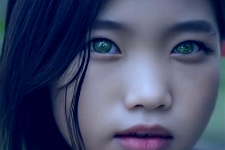Luna, 37, a red green-eyed asian companion based in Avezzano-Sorbello. Offering 69, Fetish, Duos, CIM, Massage. Available for incall and outcall, overnight b...