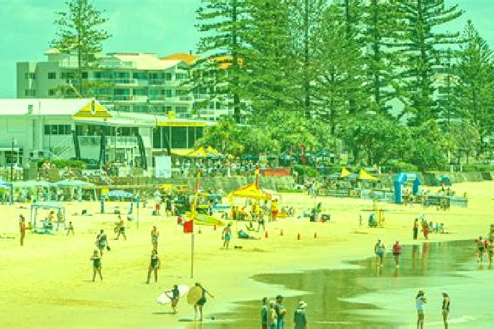 Luna, 37 — Escort in Dicky Beach, Australia