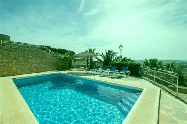 Luna, 37 — Escort in Kercem, Malta