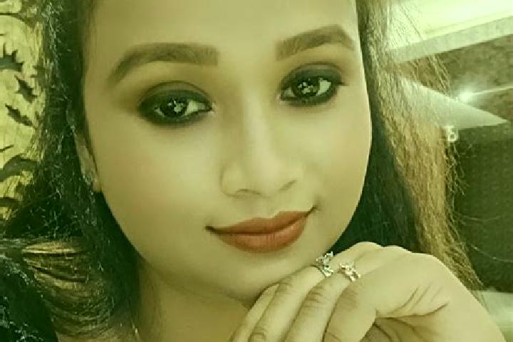 Luna, 37 — Escort in Sahapur, India