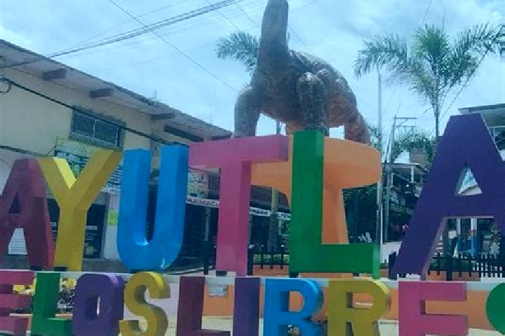 Luna, 37 — Escort in San Nicolas Plan de Ayutla, Mexico