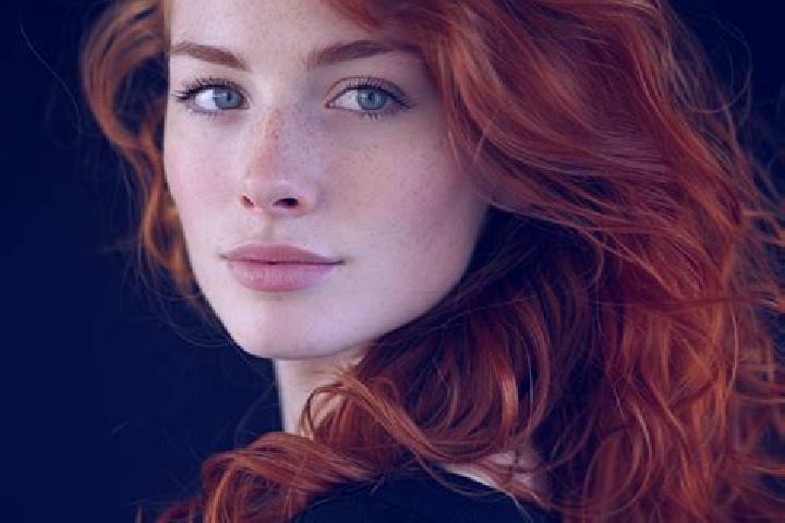 Luna, 38, a auburn green-eyed caribbean companion based in Deutz. Offering A-Level, Roleplay, Couples. Available for incall and outcall, day and evening dates.
