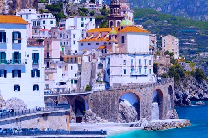 Luna, 38 — Escort in Toceno, Italy