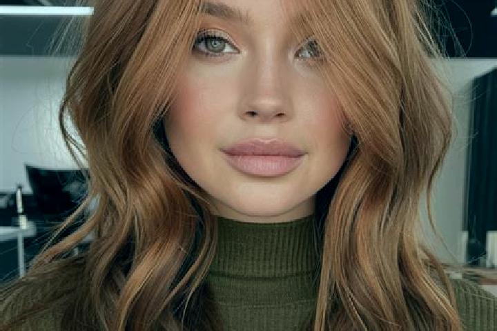 Luna, 39, a auburn grey-eyed middle eastern companion based in Kali. Offering Travel Companion, Girlfriend Experience, A-Level, Party Girl, Duos. Available f...