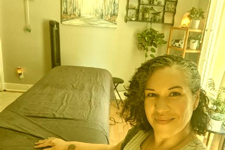 Luna, 39, a black grey-eyed latina companion based in Toporzysko. Offering Roleplay, CIM, OWO, Erotic Massage. Available for incall and outcall, day and even...