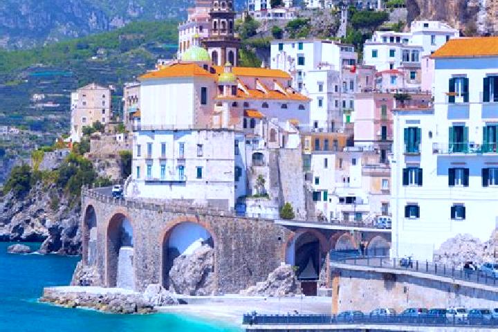 Luna, 39 — Escort in Sarcedo, Italy