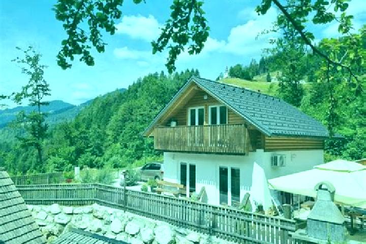 Luna, 39 — Escort in Zgornje Jezersko, Slovenia